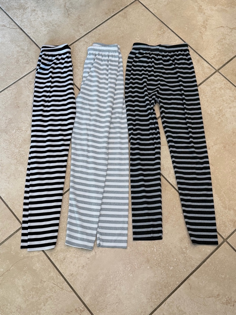 Girls Striped Leggings - Black & Gray